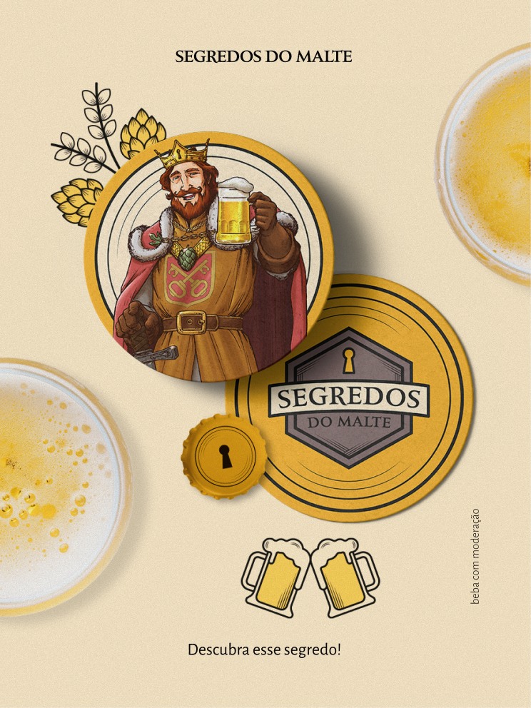 Post: bolachas do Rei Oliver e da marca entre copos de cerveja vistos de cima, sobre fundo creme
